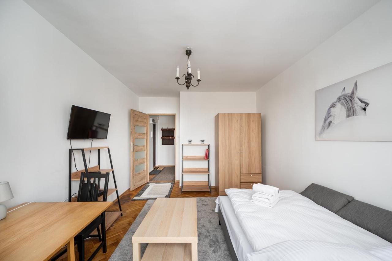 Wierzbno Standard Apartament